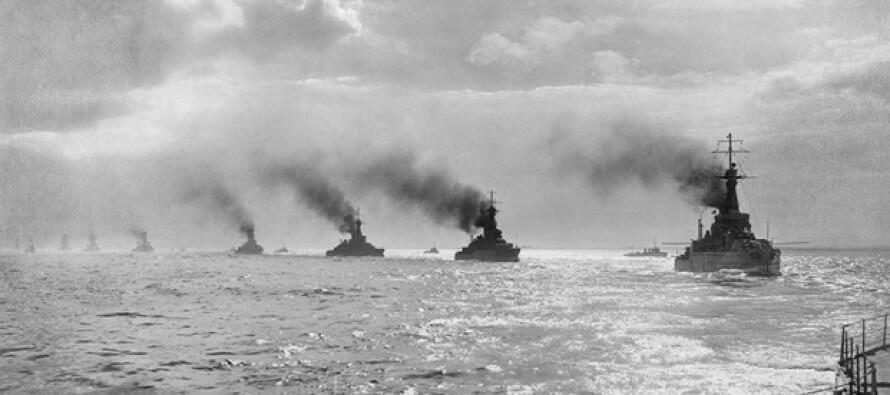 Корабли Дредноут в море