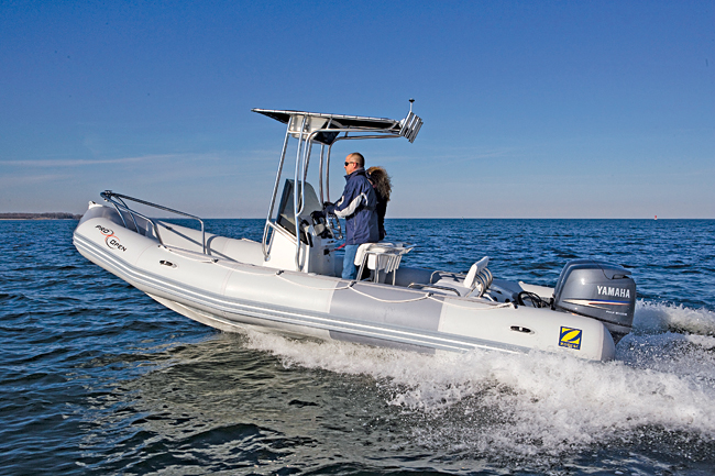 Надувные лодки с жестким днищем (RIB)