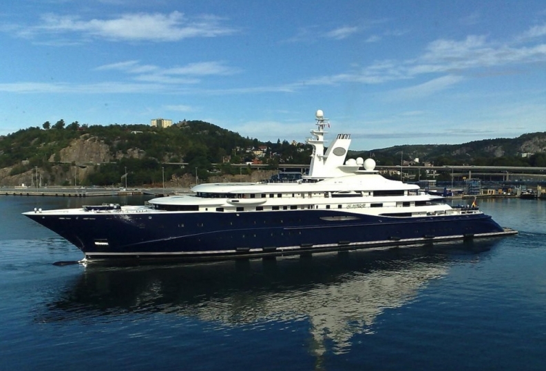 Al Mirqab - топ 10 яхт