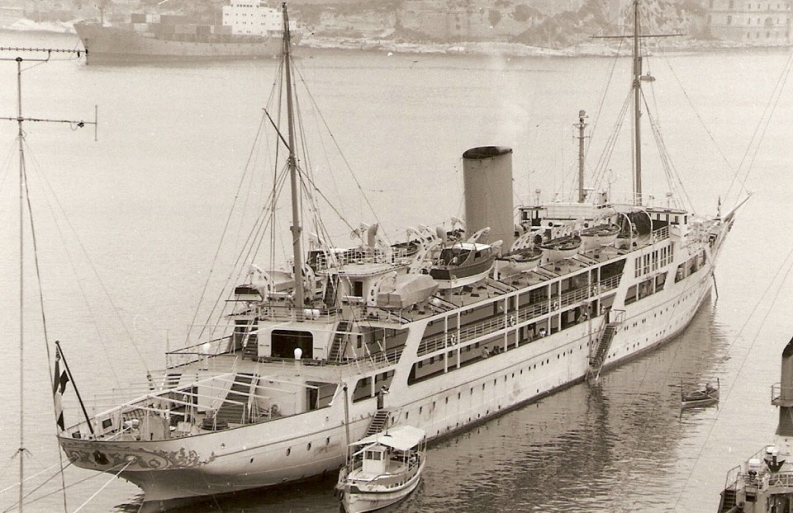 Топ 10 яхт - El Horriya