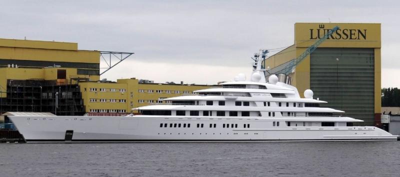 Самая большая яхта в мире - Azzam